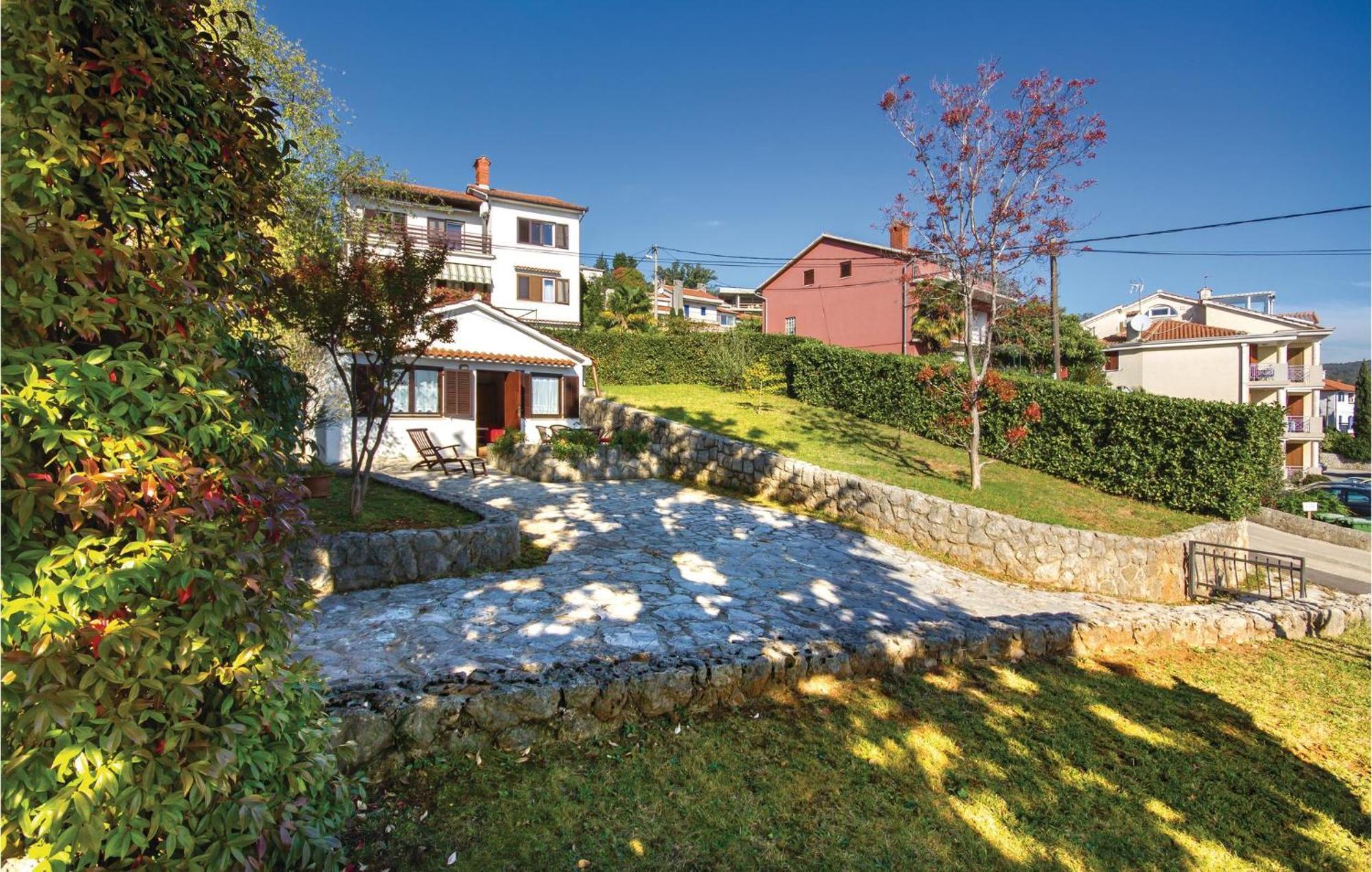 Amazing Home In Pobri With House Sea View Volosko Exterior foto
